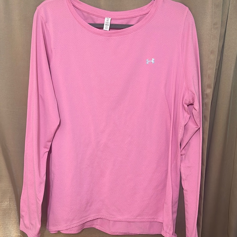 Under armour heat gear long sleeve shirt